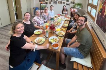 An der Onken Academy kann man zusammen essen und feiern